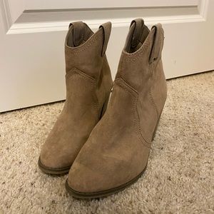 Merona Taupe Heeled Boots!